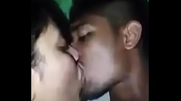 Hot Desi Teen’s Passionate Lip Lock