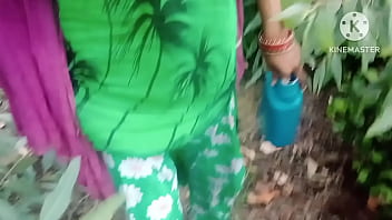 Desi Bhabhi Gets Wet And Wild In The Indian Jungle