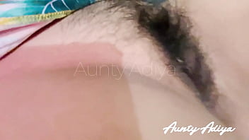 Horny Indian Aunty Flashing Her Massive Melons And Fingering Her Bushy Cunt On Camera – Desi Xxx Action