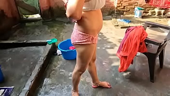 Sultry Desi Village Milf Strips Naked For A Steamy Outdoor Bath