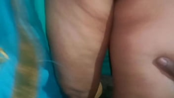 Sizzling Indian Aunty Gets Messy While Scrubbing Dishes