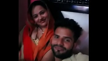 Desi Babe Gets Wild And Wet In Her Bedroom