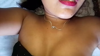 Hot Indian Bhabhi’s Dripping Wet Pussy Gets Fingered To A Gushing Climax