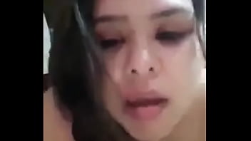 Curvy Indian Bhabhi With Alluring Curves