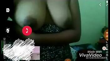 Voluptuous Desi Temptress