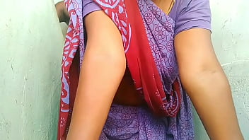 Stairway Seduction With The Indian Aunty Upstairs