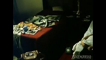 Intimate Rakhee Lovemaking Scene – Paroma – Classic Hindi Movie