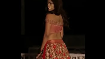 Sizzling Desi Goddess Unleashes Her Fiery Photoshoot