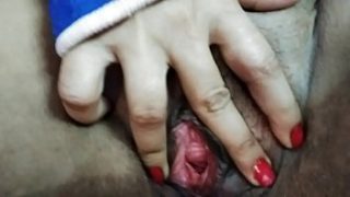 Innocent Indian Girl’s First Time Pussy