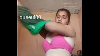 Sultry Desi Beauty Riya