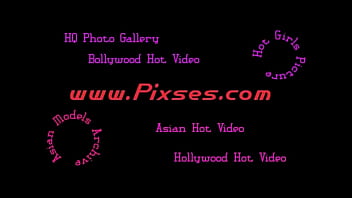 Sizzling Indian Aunty’s Steamy Seduction Scene