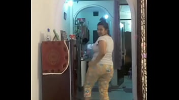 Sizzling Desi Bhabi Jiggles Her Juicy Ass And Bouncing Boobs On Bigo Live