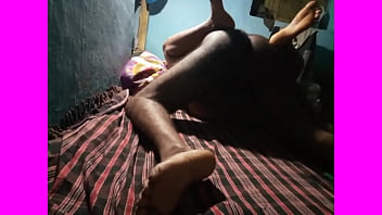 Juicy Young Bhabhi’s Tempting Backside